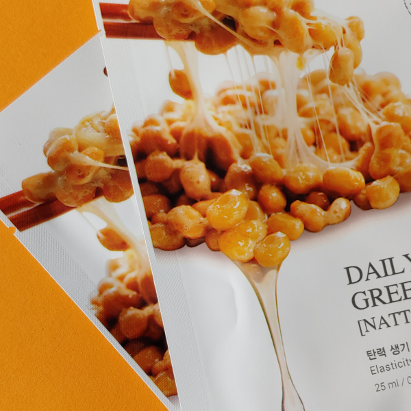 Natto Kollajen İçeren Konsantre Kağıt Maske - Sıkılaştırıcı