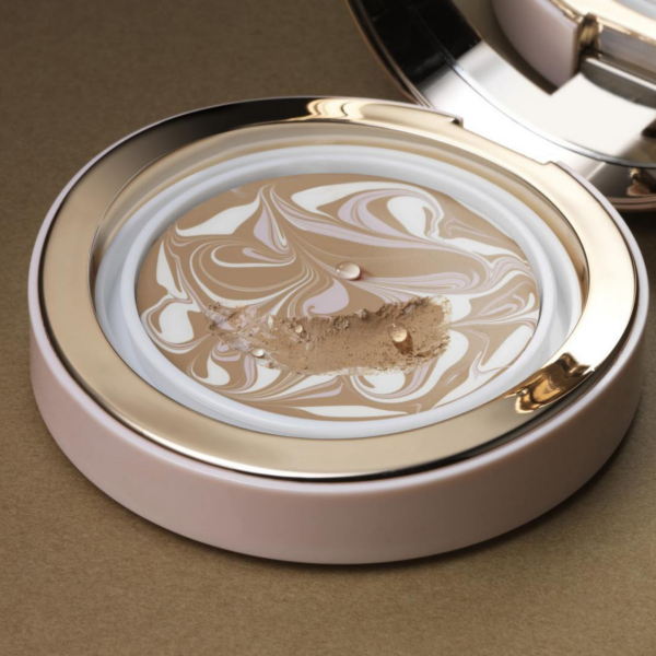 AGE 20'S Kuru Ciltler İçin Nemlendirici Etkili Kompakt Fondöten (No.21) - Açık Ten